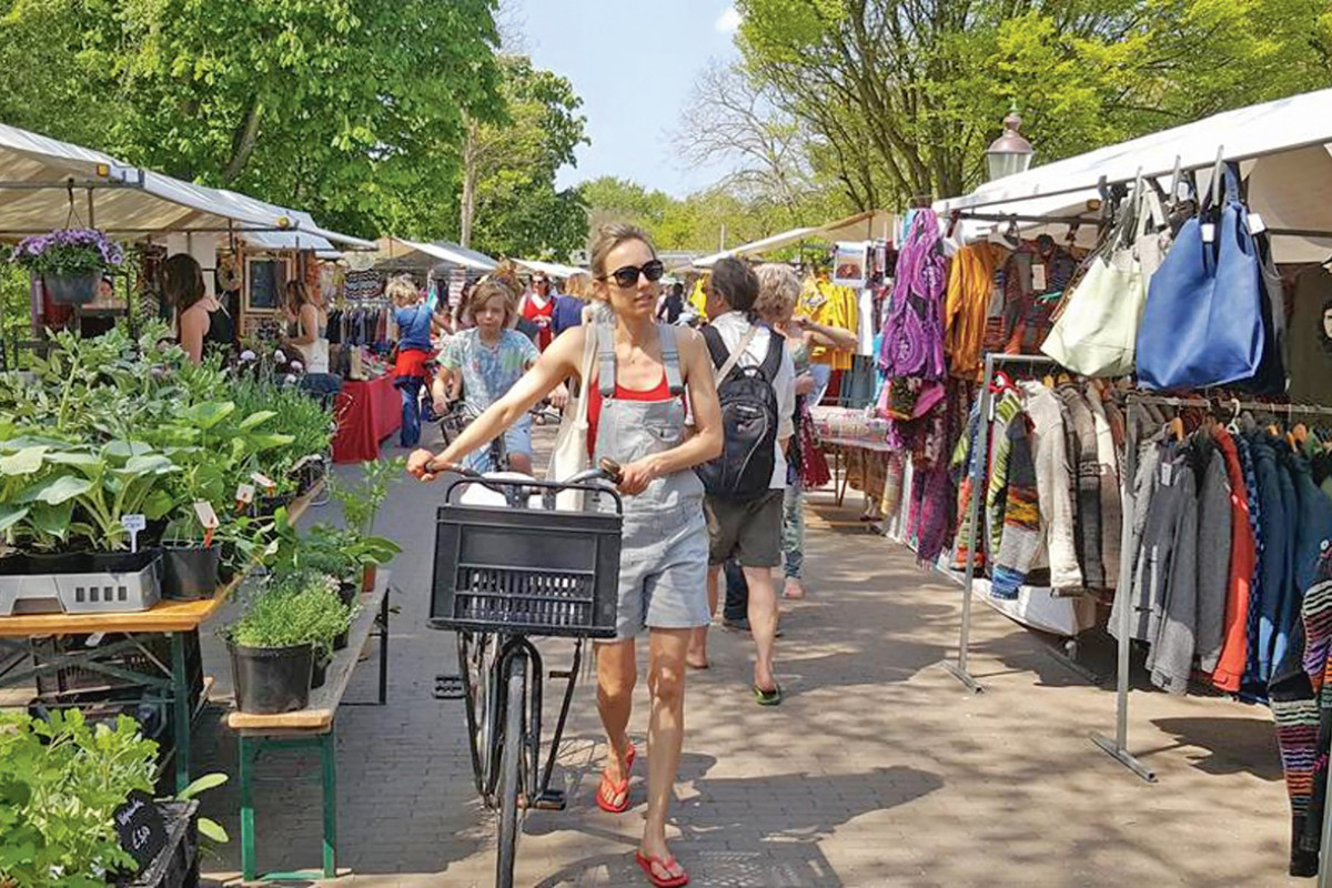 Zomermarkt Uitgeest